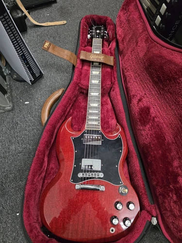  Gibson “ SG “  Made In USA 