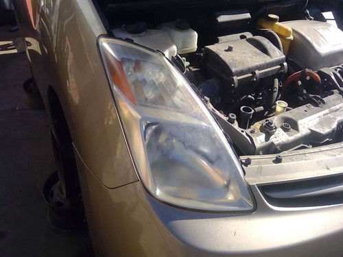 Passenger Headlight Without Xenon Thru 10/05 Fits 04-05 PRIUS 1023746