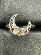 New Condition Sterling Silver Moonstone Crescent Moon Ring Size 7 B12