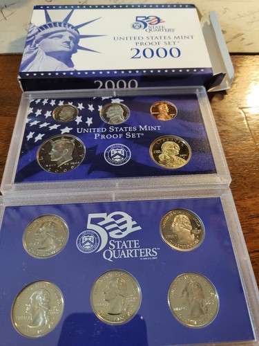 2000S UNITED STATES PROOF SET OF COINS