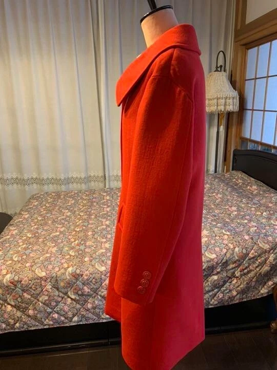 MIU MIU cappotto lungo miumiu taglia M rosso lunghezza 103 cm spalla a goccia spedito dal Giappone!! JP!