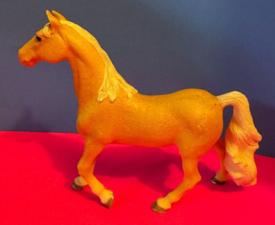 2006 Schleich Palomino Stallion Toy Brown with White Mane Tail