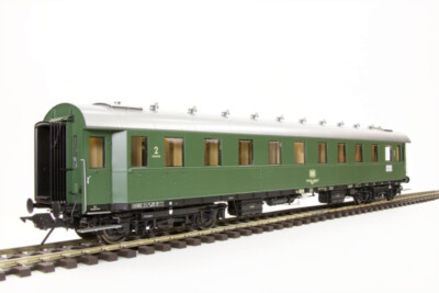 Lenz Spur 0 41251-04 Schnellzugwagen Gr. 29, 2. Kl. B4üe-28, RAL6020