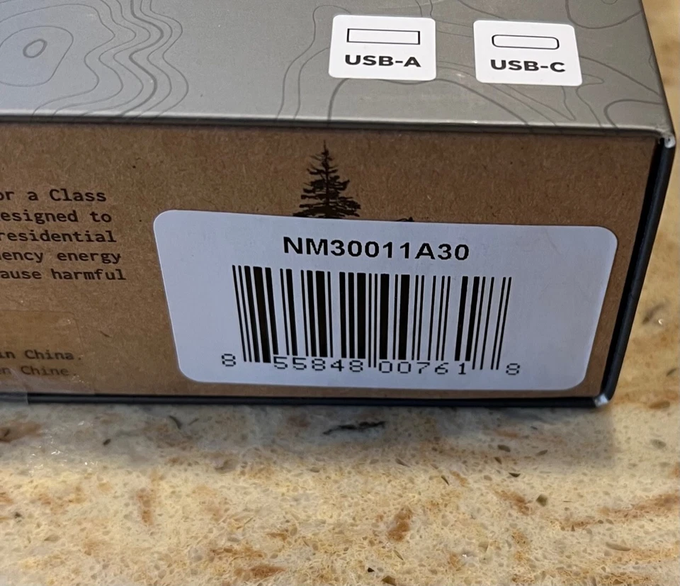 NEW Nomad Base Station Hub Edition Qi Wireless Charging Station - Black Leather - Image 2 of 4