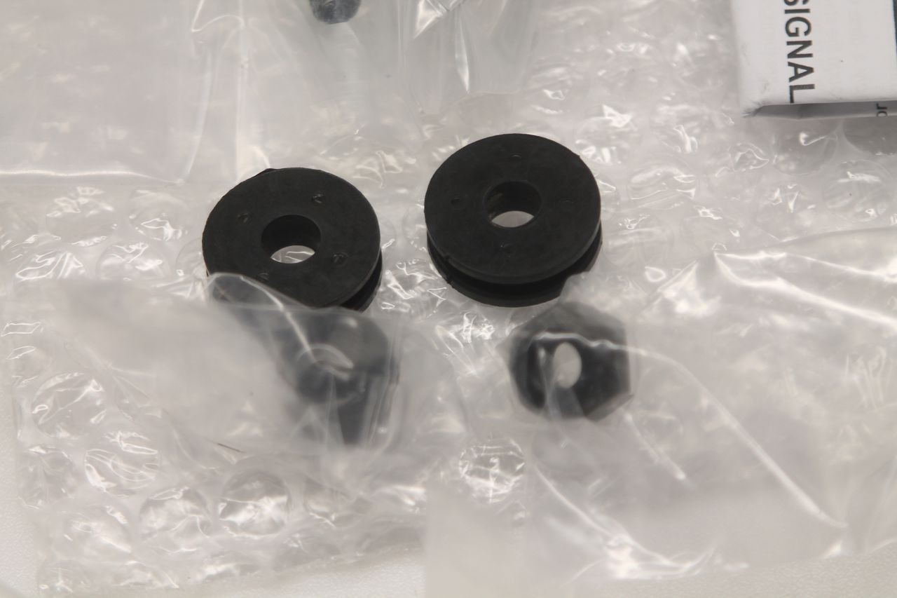 Kit relocation cligno Harley Davidson FXS support de feu FLS