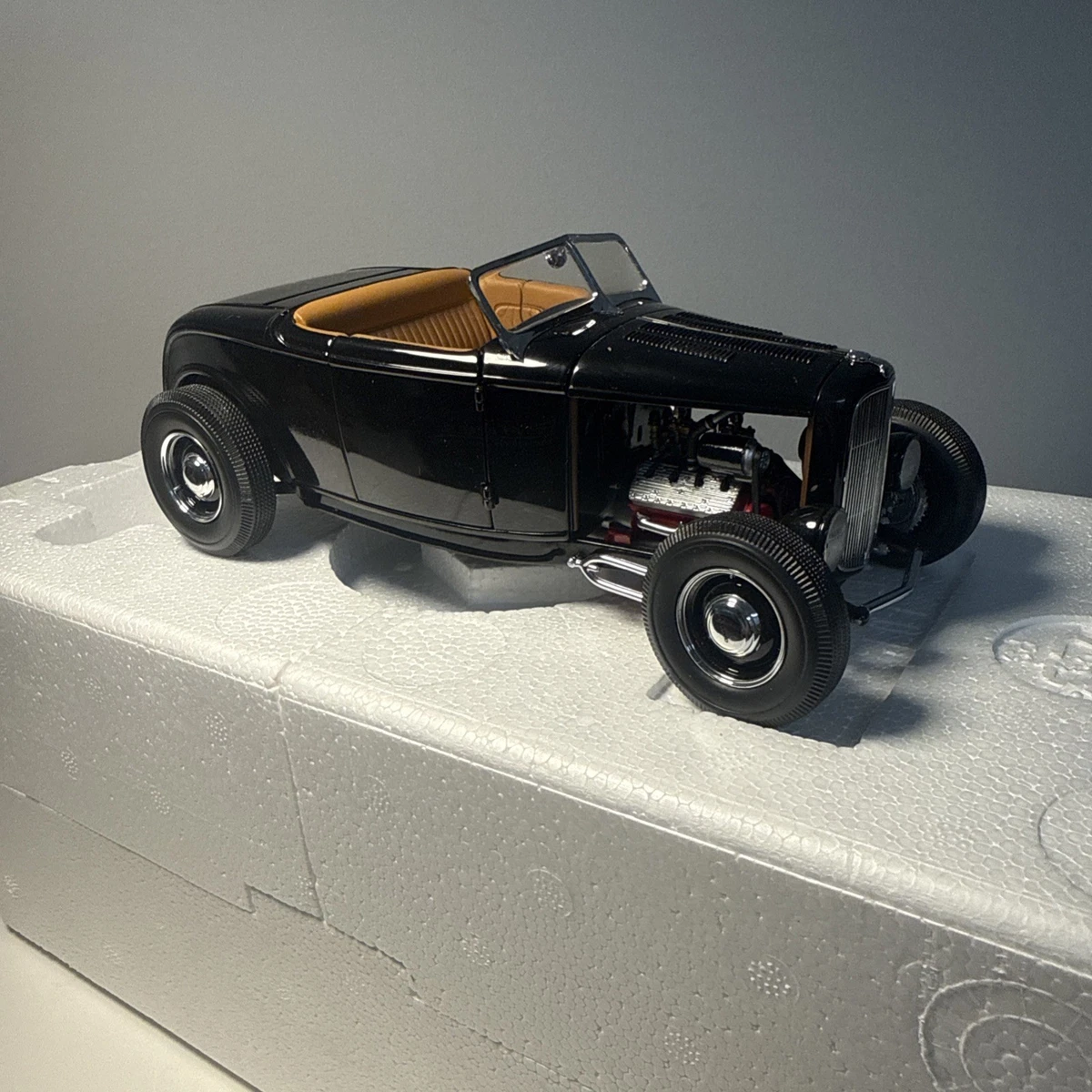 Limited Edition GMP Vintage Deuce Series Release#1 1932 Ford
