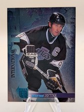 1995-96 Fleer Metal Wayne Gretzky International Steel insert hockey card #5 HOF