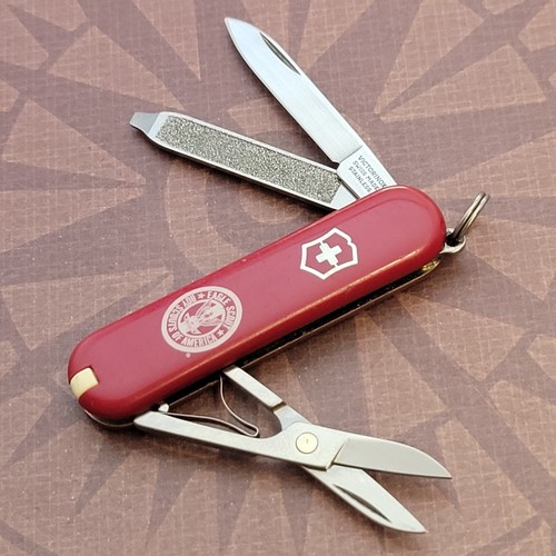 Victorinox Knife Switzerland Swiss Army Sak 58mm Classic SD Boy Eagle Scouts Red - Picture 1 of 6