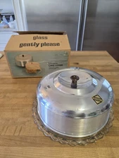 IN BOX Vtg Kromex  Cake Plate w/ Aluminum Cover 2 pc 1950’s Excellent 3033-17 