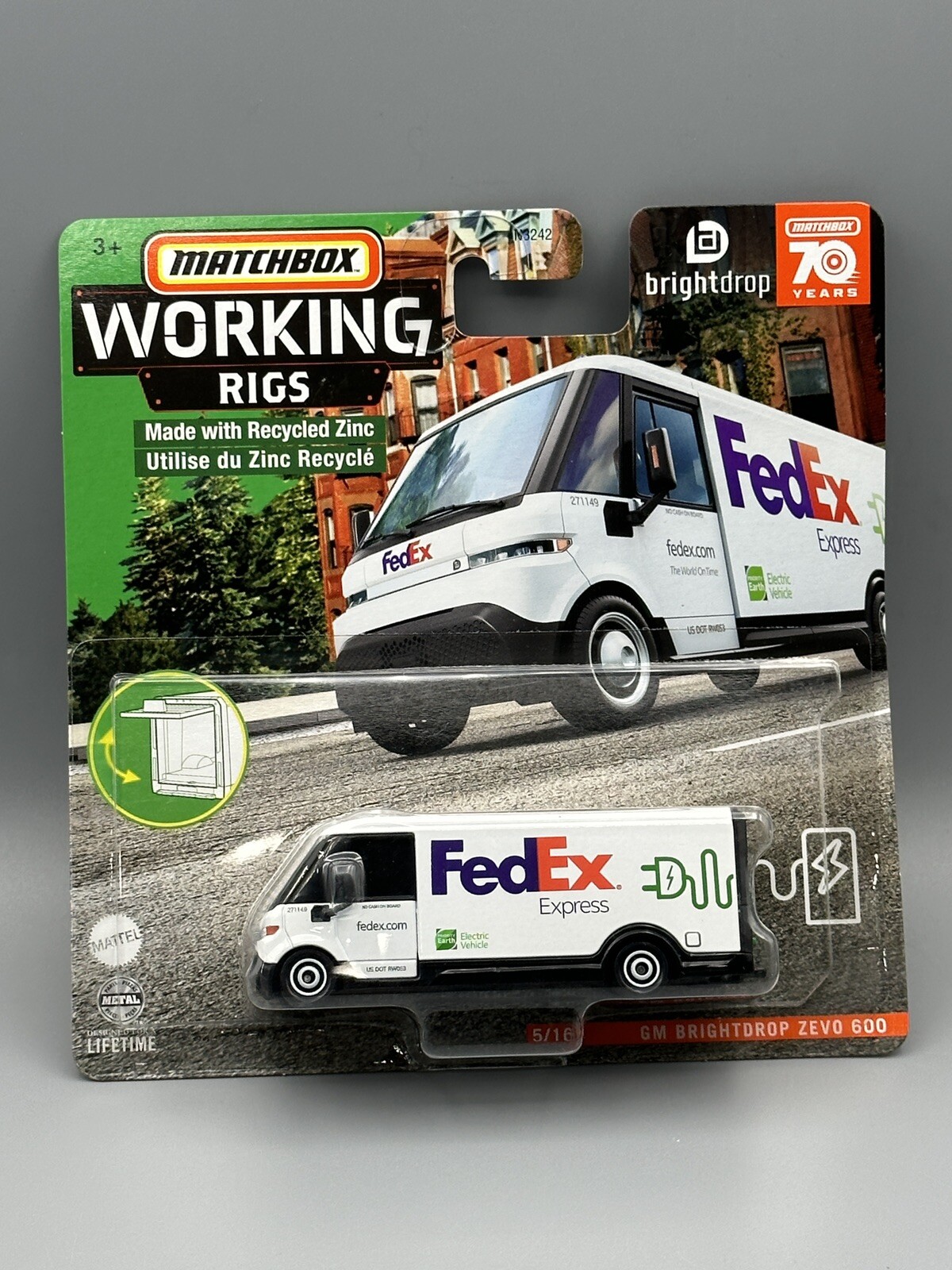 Matchbox Collectors 70 Years Working Rigs "GM Brightdrop Zevo 600