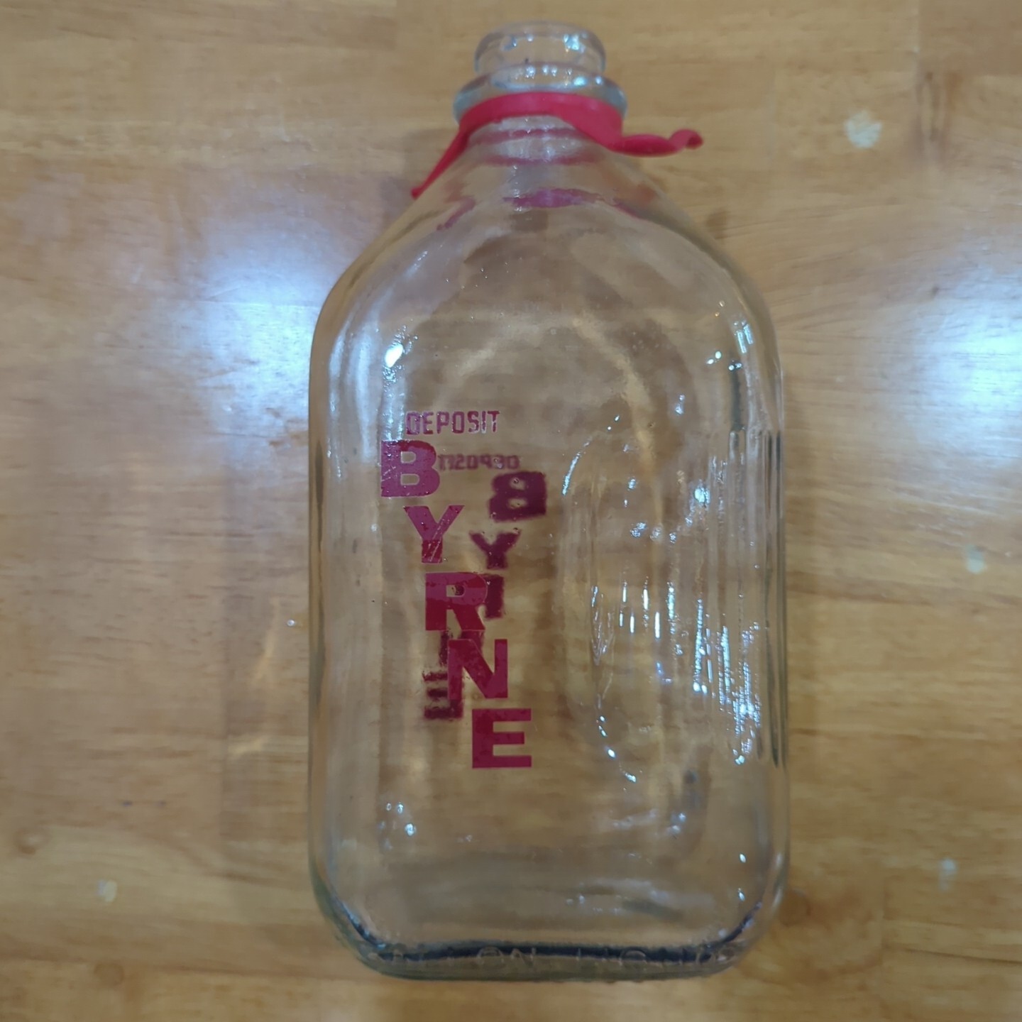 VTG Byrne Dairy Half Gallon Glass Milk Bottle Jug W/ Handle Red Letter
