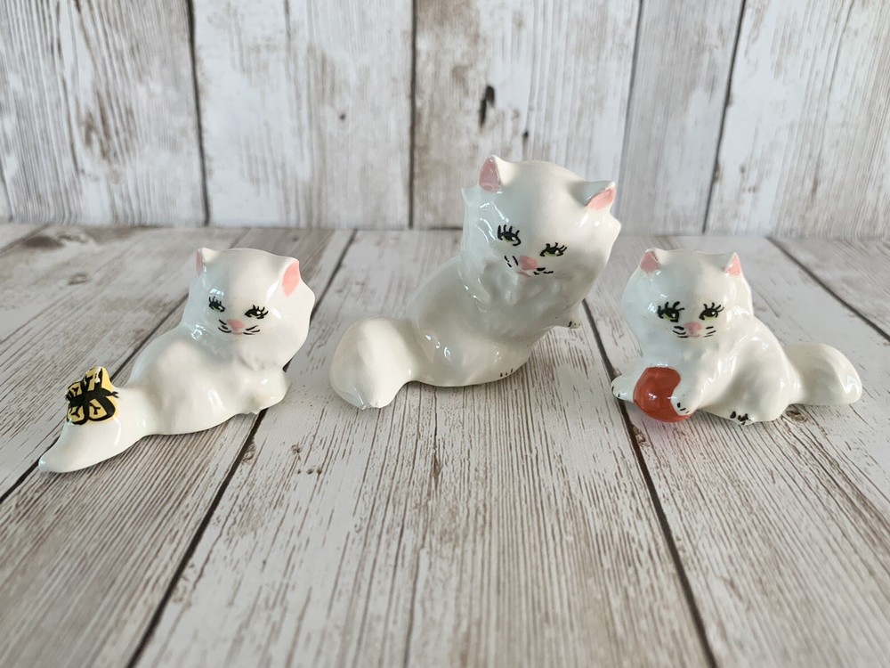Vintage Mini Ceramic Anthropomorphic White Cats Set of 3 w/Butterfly and PomPom
