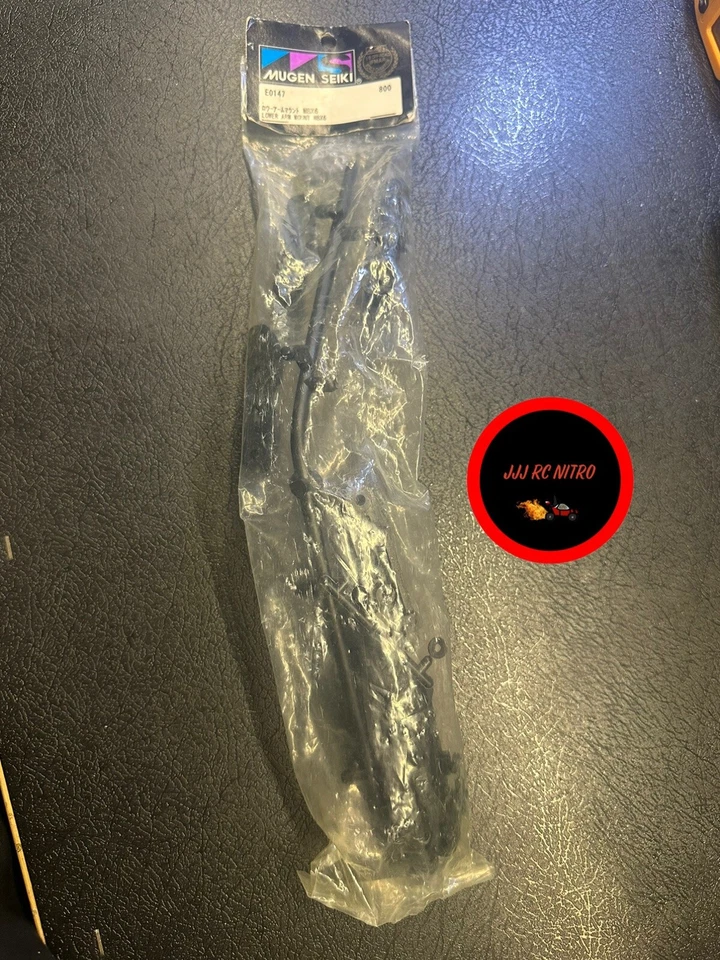 Mugen Rear Lower Arm Mounts: X6 - Image 2 of 3