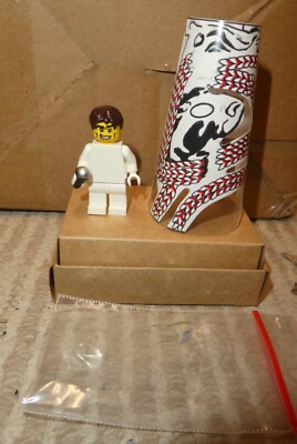 Genesis Lamb Lies Down Peter Gabriel Rael in Lamia Cone Lego Figur boxed case