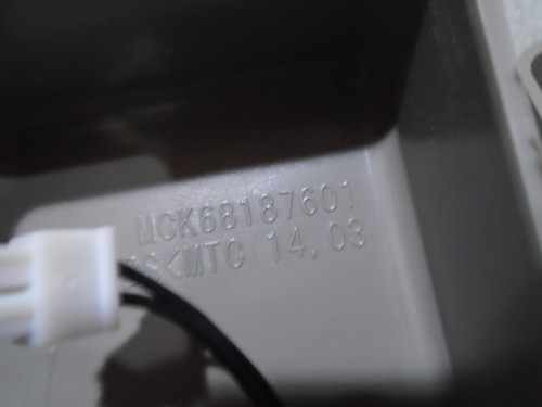 Sears Kenmore Elite Refrigerator Model 795.73055.410 Top door hinge cover set - Picture 7 of 10