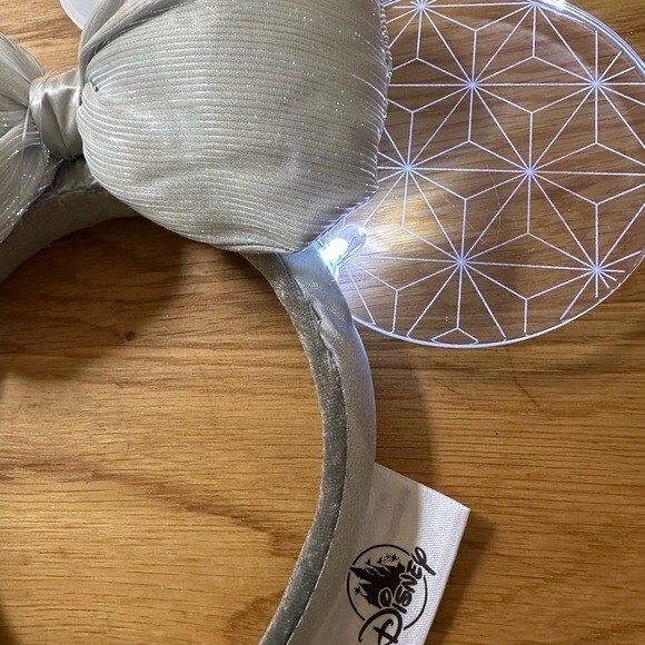 NWT Disney Epcot Spaceship Earth Light Up Ears Headband New  display picture 3