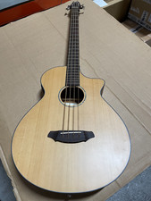 Breedlove Solo Bj350/cm4 Acoustic-electric Bass Guitar