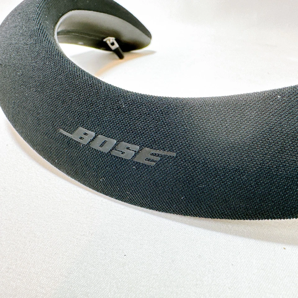 Bose SoundWear Companion Speaker Portable Bluetooth Wearable Neck Speaker Used - Image 2 of 4