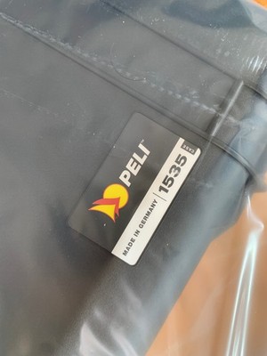 Peli Air Koffer 1535 - mit Einlage - NEU