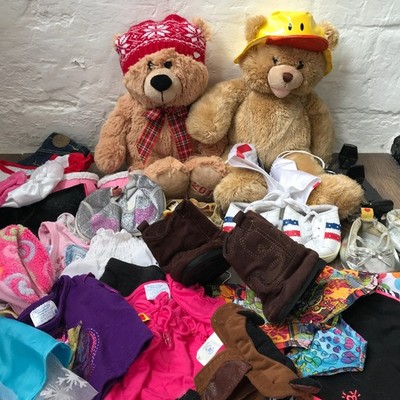 Großes Build a Bear Plüsch Kleidung Outfits Schuhe und Zubehör Konvolut