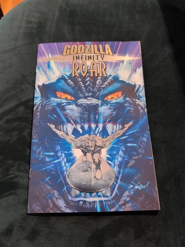 GODZILLA INFINITY ROAR #1 FOIL KAIJU VARIANT SILVER SURFER