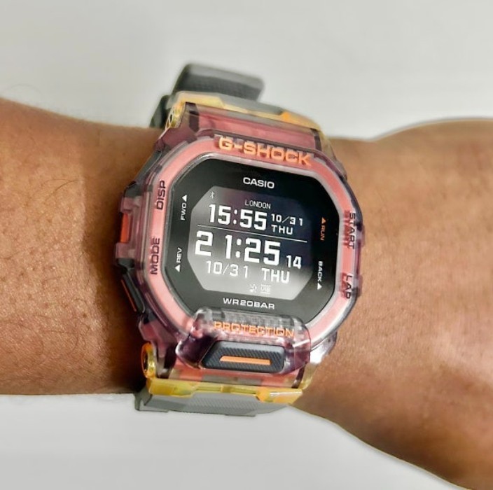 CASIO G-SHOCK GBD-200SM-1A5 BLUETOOTH SMART ORANGE GRAY DIGITAL
