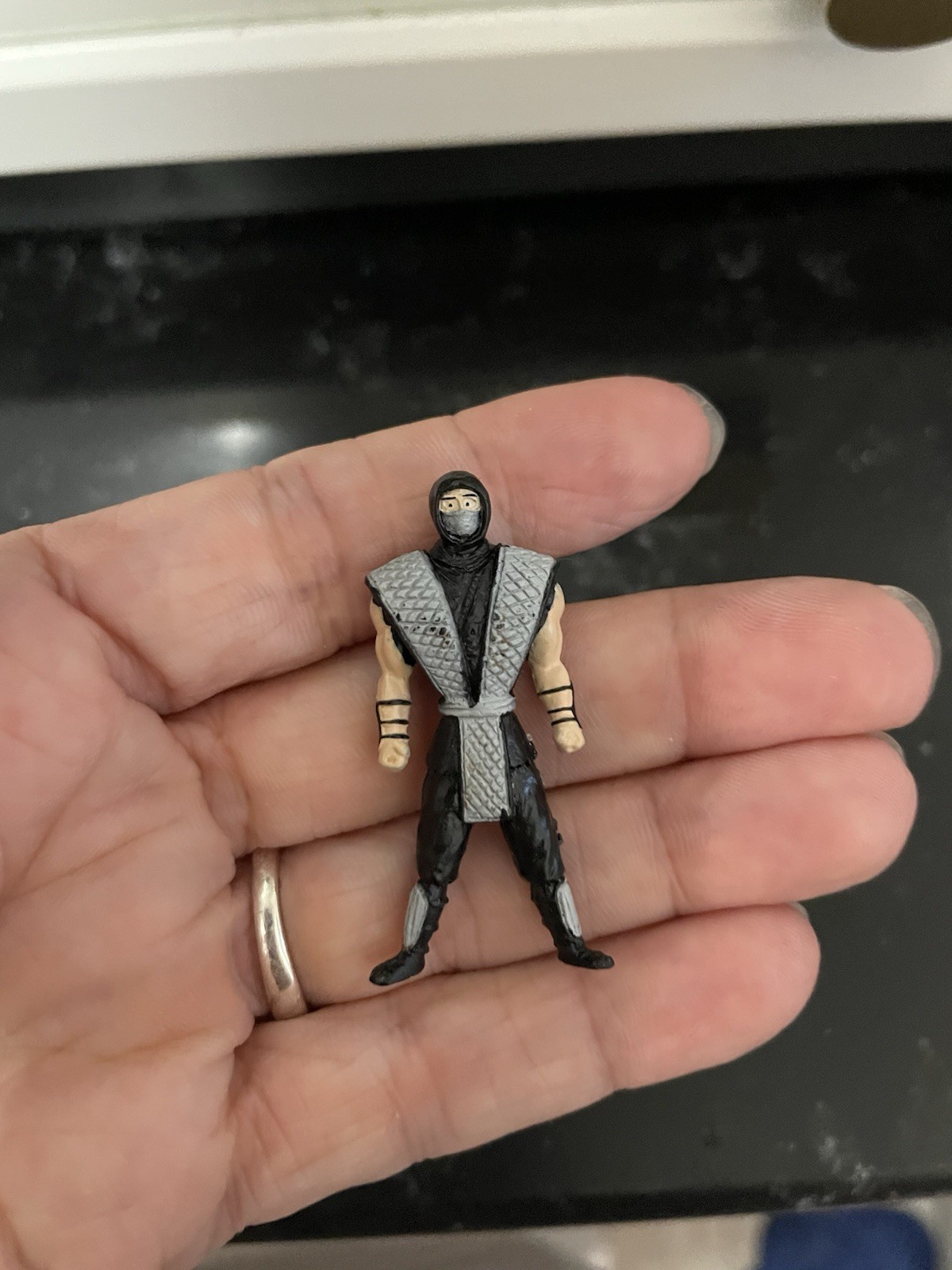 Minifigura de Mortal Kombat 1,75"