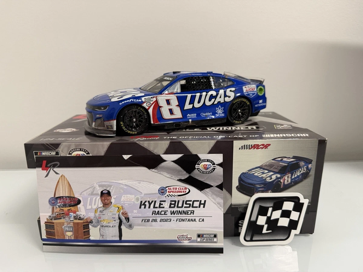 25+ 1:24 Scale Toyota Kyle Busch NASCAR Racecar Diecast Racing