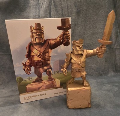 CLASH OF CLANS BARBARIAN KING STATUE 2018 GOLD VARIANT SUPERCELL COC WITH BOX