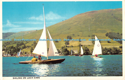 R535548 Sailing on Loch Earn