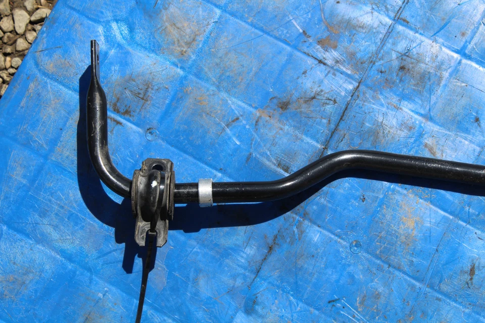 2003-2006 NISSAN 350Z ЗАДНИЙ СТАБИЛИЗАТОР ПОДВЕСКИ СТАБИЛИЗАТОРА ПОДВЕСКИ K2034 - Изображение 2 из 4