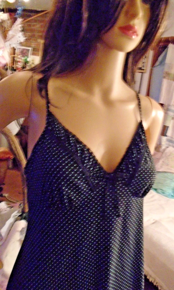 黑色 tedy 带蓝色 poka a dot Apt 9 Intimates 柔软聚酯纤维 弹性纤维 中号 — 第 3/4 张图片