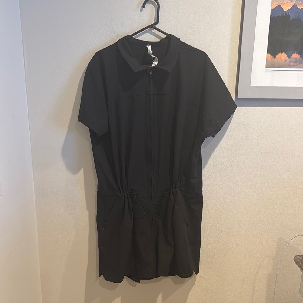 Lululemon Romper Women 14 Black Stretch Ribbed Pocketed Athleisure Sporty Casual-image