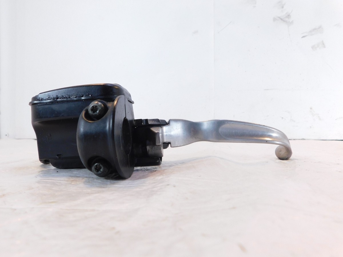 Harley Davidson VRSCA & VRSCDX V-Rod Front Right Brake Master