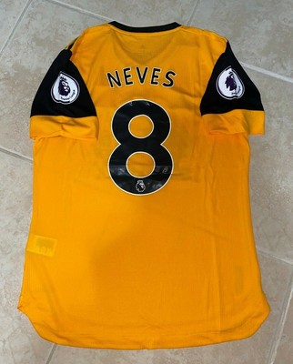 wolves kit 2020