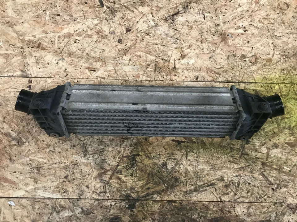 Ford Mondeo 2004 intercooler 6G91-9L440-Af Foto 4 de 4