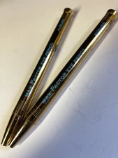 VINTAGE PAIR OF MAX FACTOR HOLLYWOOD GOLD METAL AUTOMATIC EYE PENCILS  AUBURN