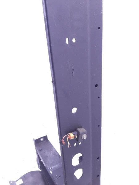 Soporte núcleo radiador 07-09 Chevrolet Avalanche 1500 20805487 Foto 3 de 4