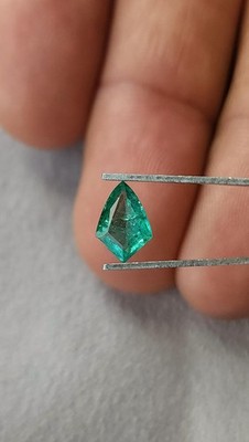 0.86ct Natural Colombian Emerald Solitaire, Geometric Shield Cut 8.9x6.3mm