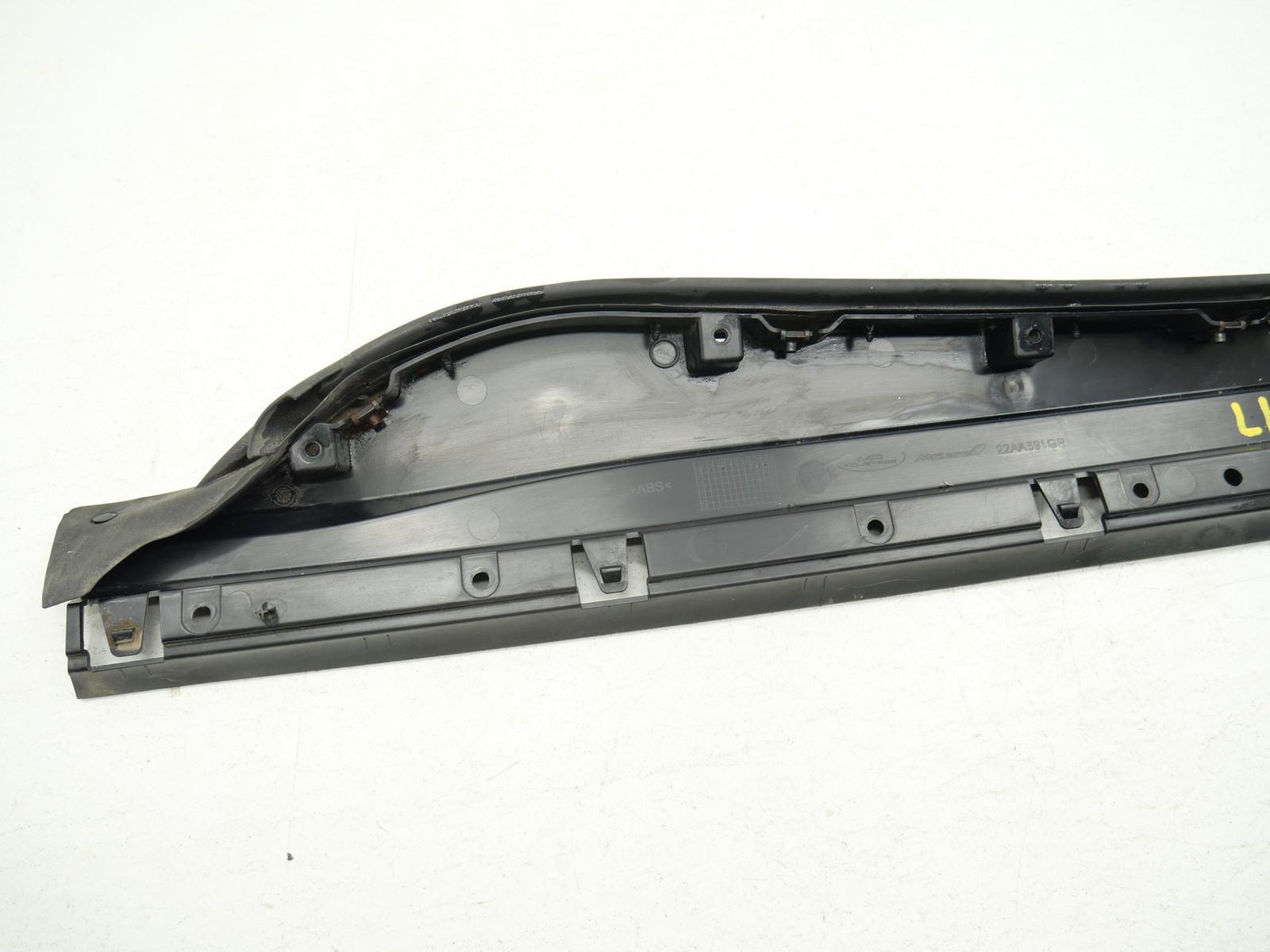 Used Right Passenger Door Lower Moulding Panel Bracket 2020-2023 Mclaren GT OEM