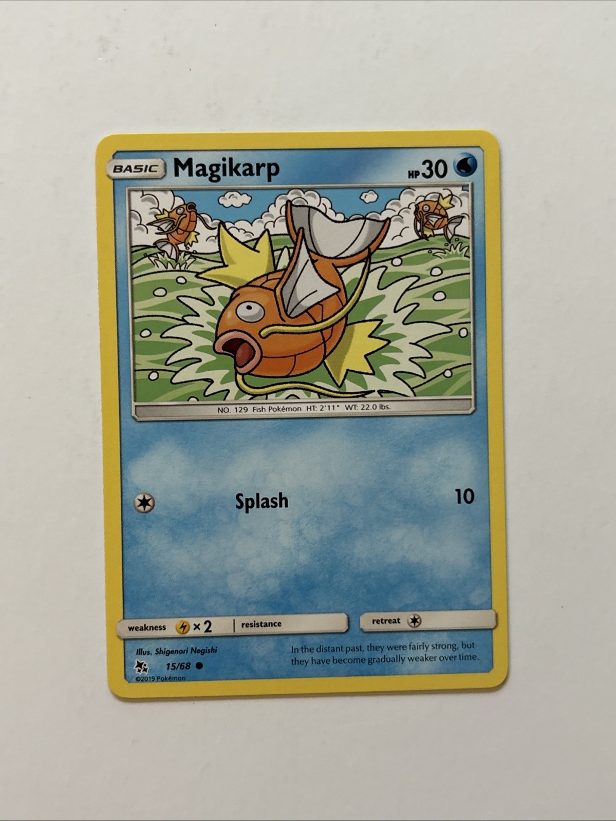 Magikarp SM Hidden Fates Pokemon NM 15/68 Sun & Moon