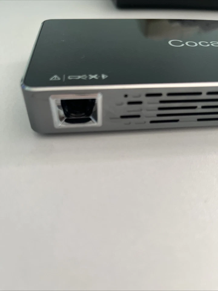 Cocar Mini Wireless Smart Projector - 1080P Wifi Bluetooth - Image 3 of 4