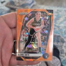 2024 Panini Prizm WNBA Orange Cracked Ice Prizm Alanna Smith #111 Minnesota Lynx