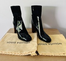 LOUIS VUITTON Black Patent Leather Suede Bloc...