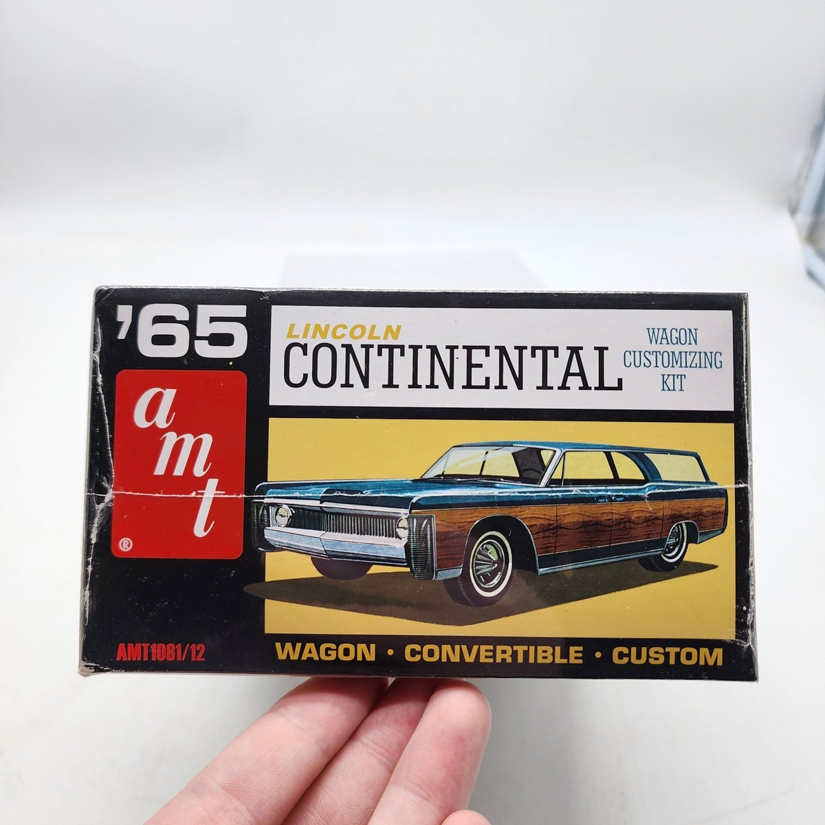 1965 Lincoln Continental カスタマイズキット AMT 1965 Lincoln Continental 1/25 Car Model Kit - AMT1081