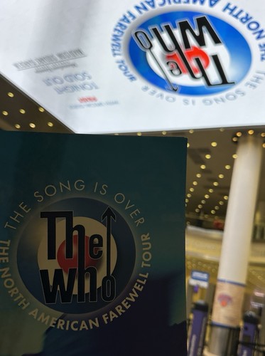 OFFIZIELLES THE WHO SONG IS OVER NORDAMERIKA ABSCHIEDSTOUR BUCH PROGRAMM 2025 - Bild 2 von 2