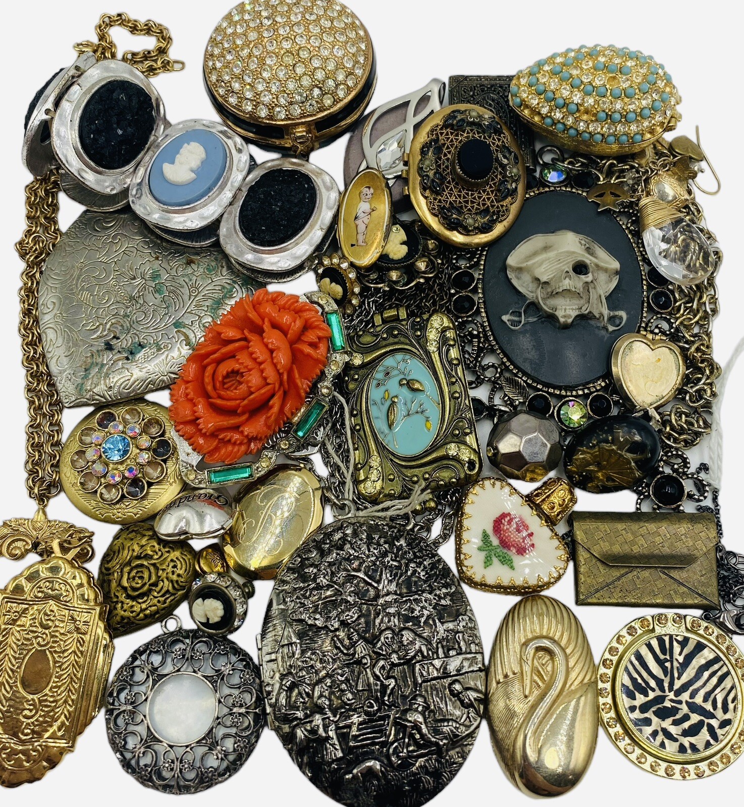 Vtg To Mod Estate Cameo Locket Repair Craft Wear Rhinestone Sign