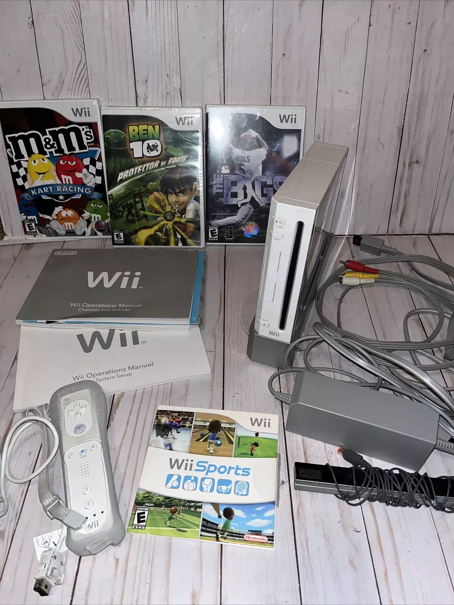 Used Nintendo Wii Console White with Wii Sports Bundle 