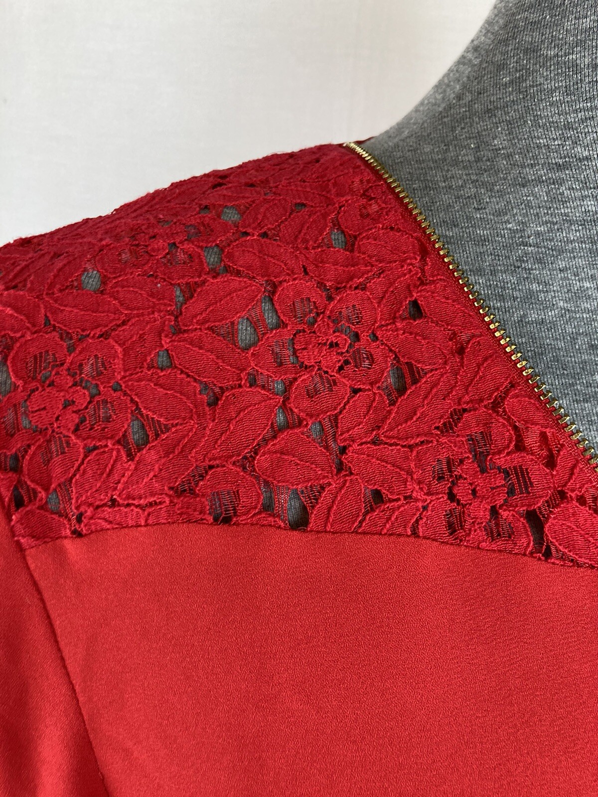 Cache Size Medium Blouse Solid Red Long Sleeve La… - image 3