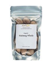 Nueces moscadas enteras orgánicas